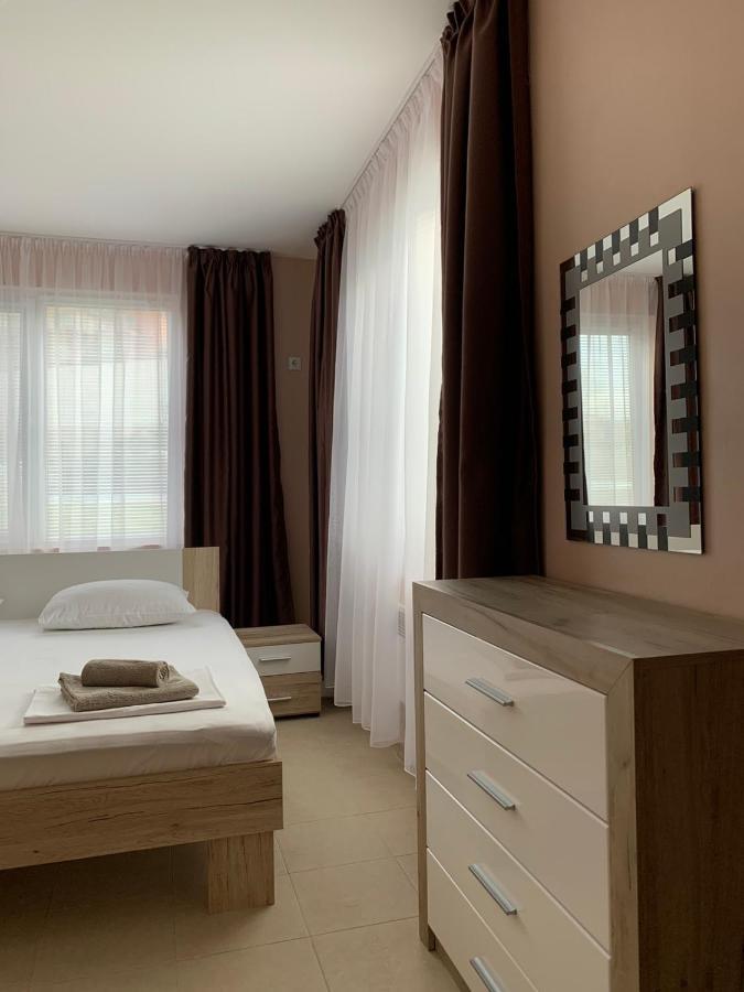 Villa Rouge - Apartment Victoria 索佐波尔 外观 照片